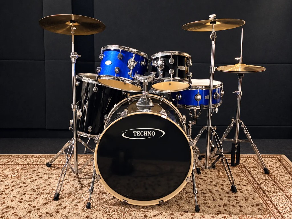 Acoustic drum kit on the showroom floor at Presto Forte in Thumpoly