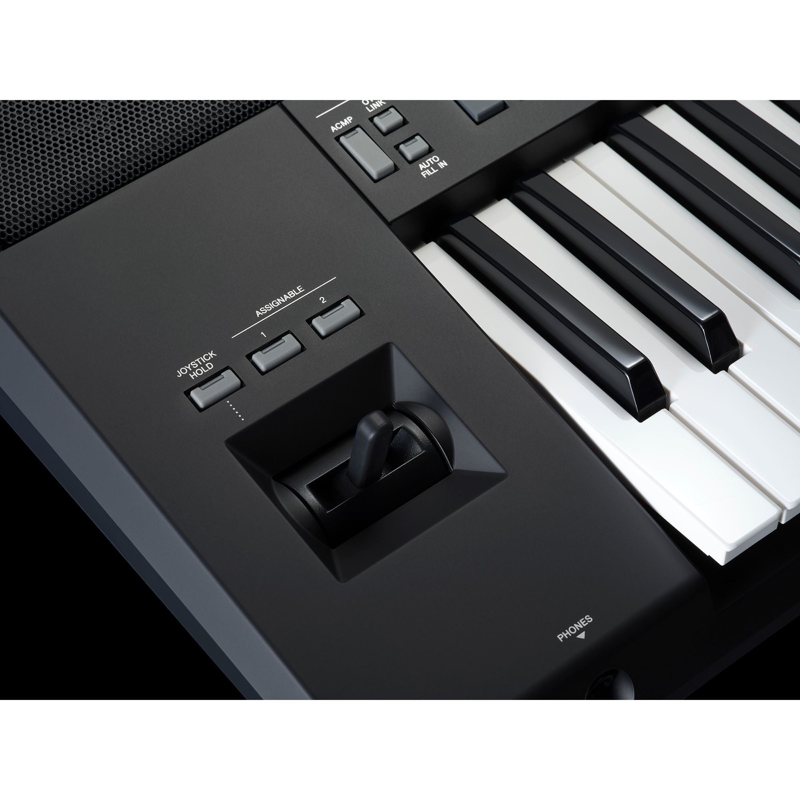 Yamaha PSR-SX920 Keyboard Arranger Workstation With 61 Keys